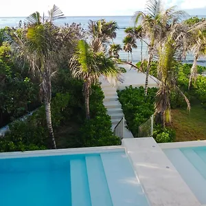 a-sanctuary-by-the-sea.quintano-roohotels.com/